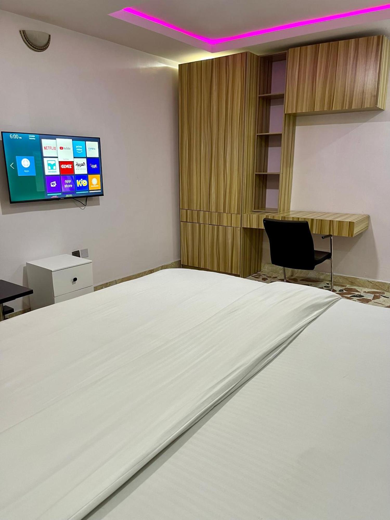 Weena Hotel & Resort 라고스 외부 사진