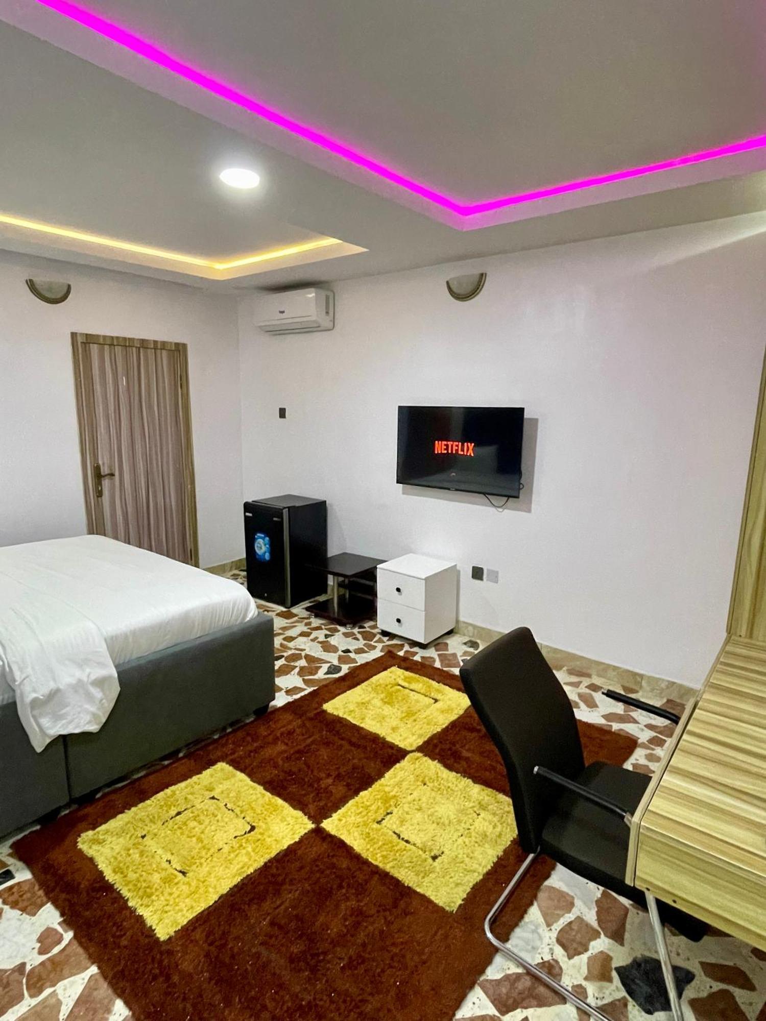 Weena Hotel & Resort 라고스 외부 사진